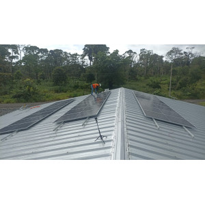 2023: Sistema ONGRID de 9.45kWp para una fábrica en Palora