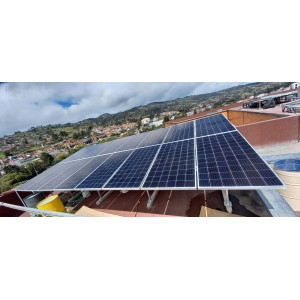 2023: Sistema ONGRID SMA de 12kWp instalado en el hospital de Azogues