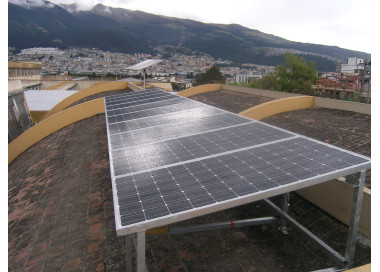 2015: Sistema OnGrid para INER en Quito