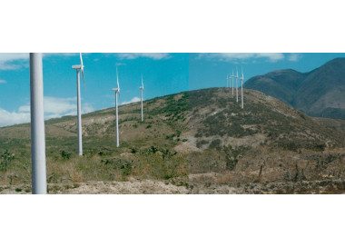 2001: Estudios para el Proyecto eólico Salinas