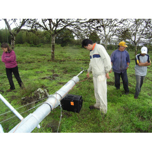 2005: Instalación de torres de medición en Baltra y Santa Cruz