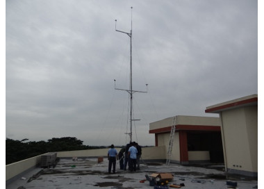 2014: Torre de medición eólica para la Universidad de Milagro