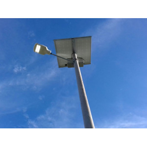 2016: 11 postes con LED Solar para la Cruz Roja