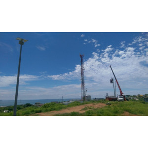 2016: 11 postes con LED Solar para la Cruz Roja