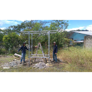 2017: Iluminado una iglesia en la selva amazónica Vicariato de Puyo