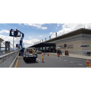 2019: 100 luminarias para el Aeropuerto
