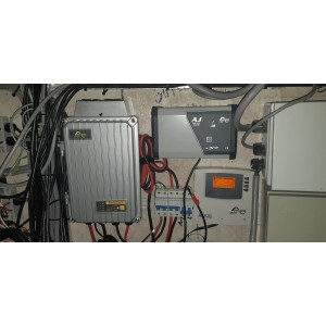 2020: Sistema Fotovoltaico para un barco en Guayaquil