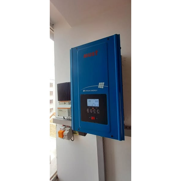 2022: Un sistema de respaldo con Inversores MUST in Quito