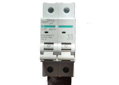 DC Breakers para sistemas solares